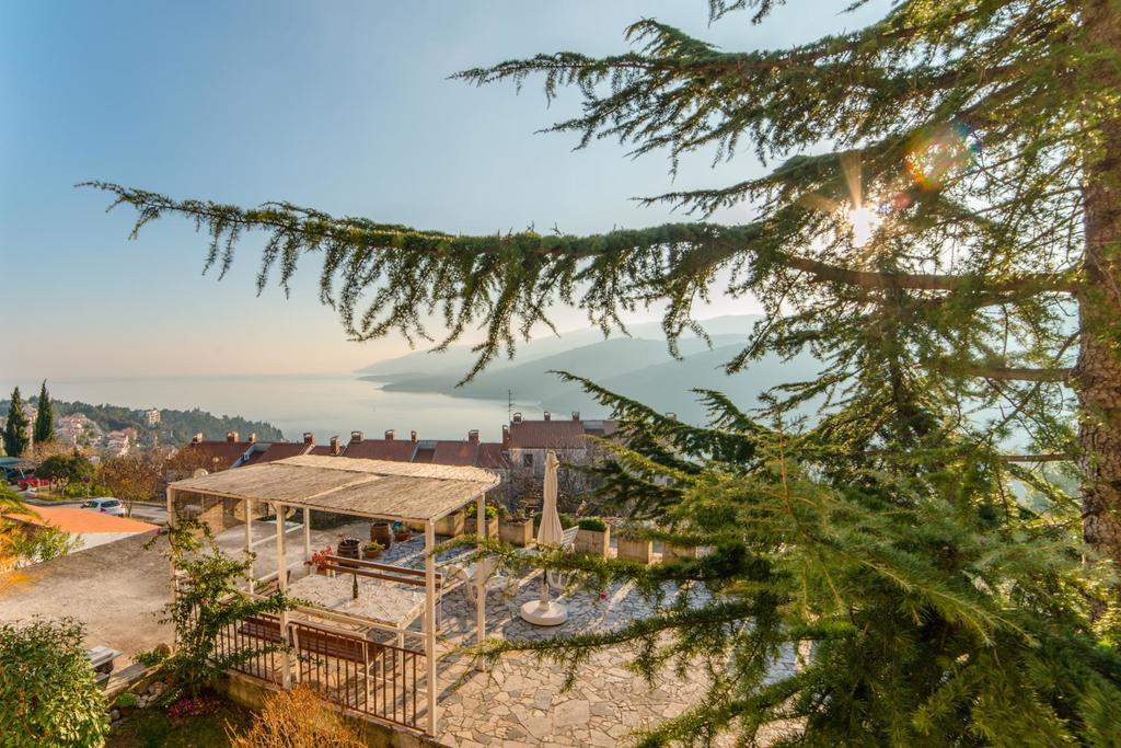 Apartments Creska 629 Rabac Exterior foto