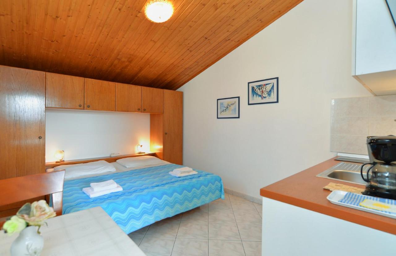 Apartments Creska 629 Rabac Exterior foto
